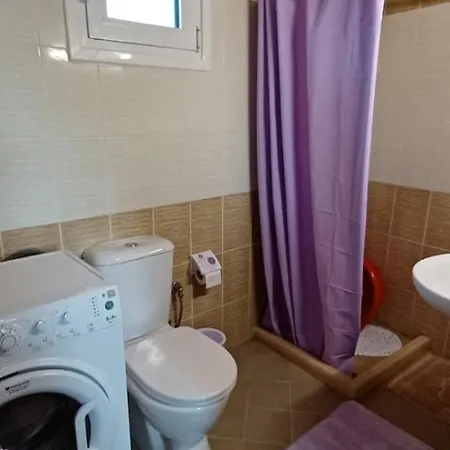 Mairymairy Semesterbostad Himare